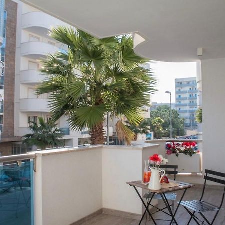 Nilu In Citta - Nuovo Appartamento Con Vista Mare Монополі Екстер'єр фото