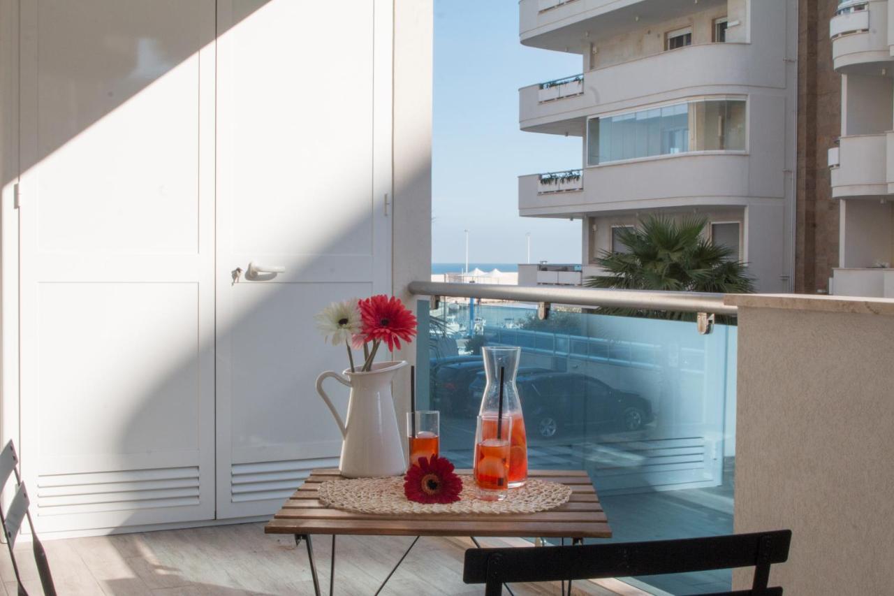Nilu In Citta - Nuovo Appartamento Con Vista Mare Монополі Екстер'єр фото
